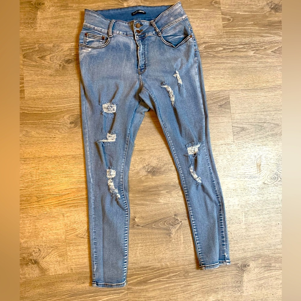 Fashion Nova Distressed Skinny Jeans